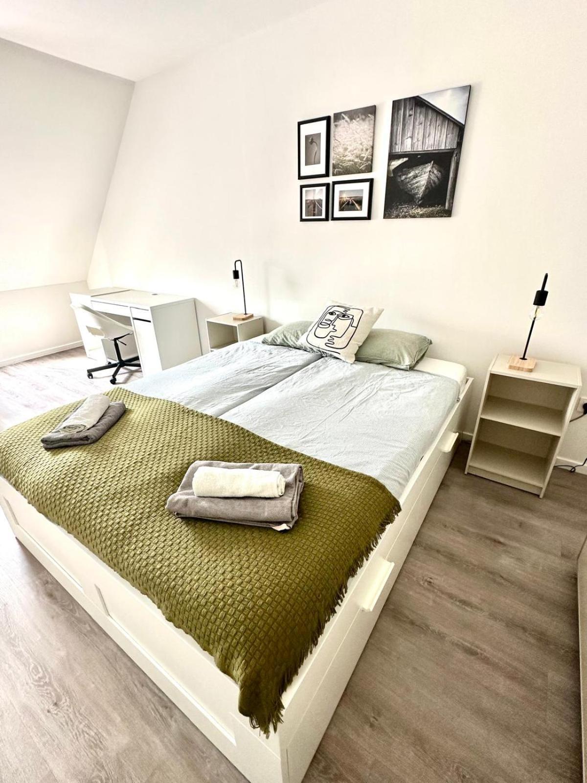 Palace Quarter 2 Peaceful Modern Central Top Floor Apartment ブダペスト エクステリア 写真